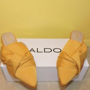 ALDO STALEY MULE SHOES (MUSTARD)